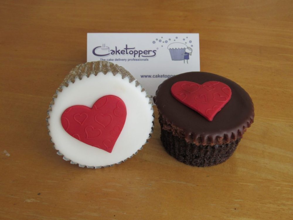 Personalised Cupcakes Heart Cupcakes